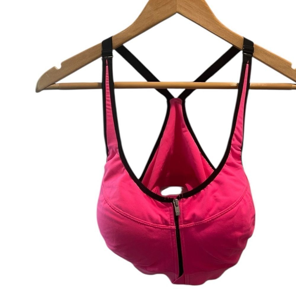 Victoria’s Secret VSX Sport Front-Close Racerback Sports Bra – Pink & Black 38D